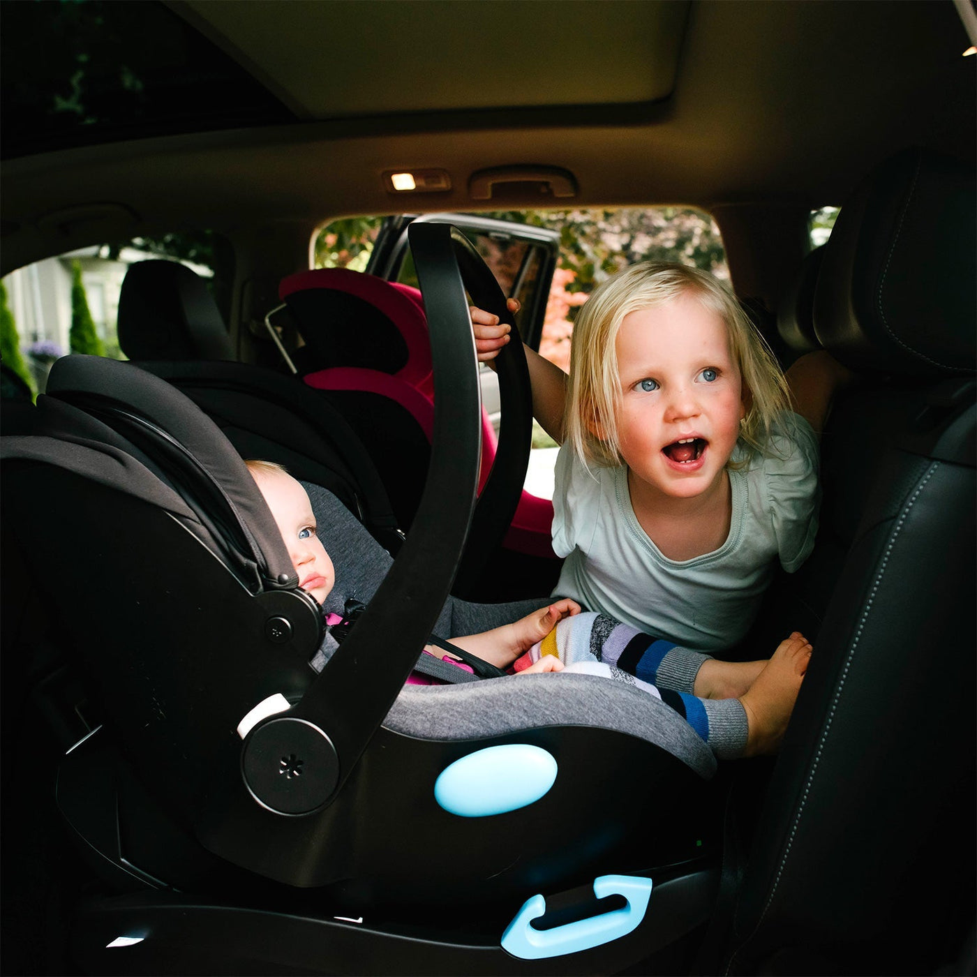 Clek Liing Infant Car Seat + Base