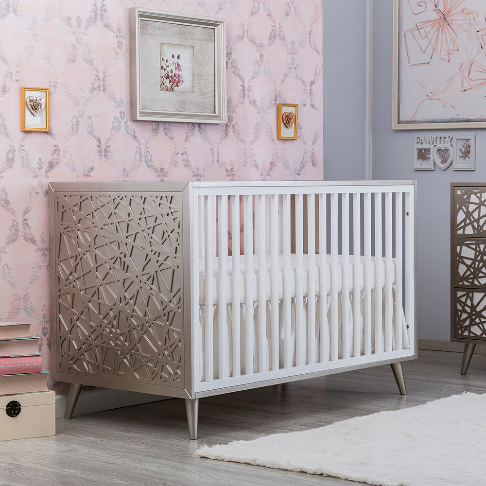 Romina New York Crib (Laser Cut)