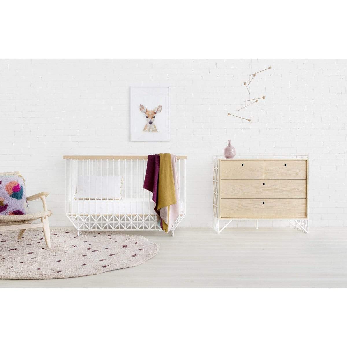 Ubabub Dressers Warm White / Natural Ubabub Mod 4-Drawer Dresser